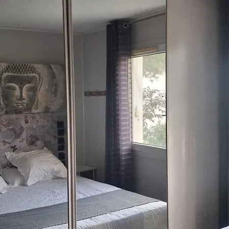 Homestay Les Lavandins,chambre Climatise, A 300 Tram L5, Parking Et Wifi Gratuit Montpellier