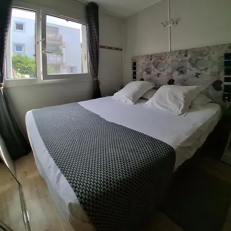 Les Lavandins,chambre Climatise, A 300 Tram L5, Parking Et Wifi Gratuit *